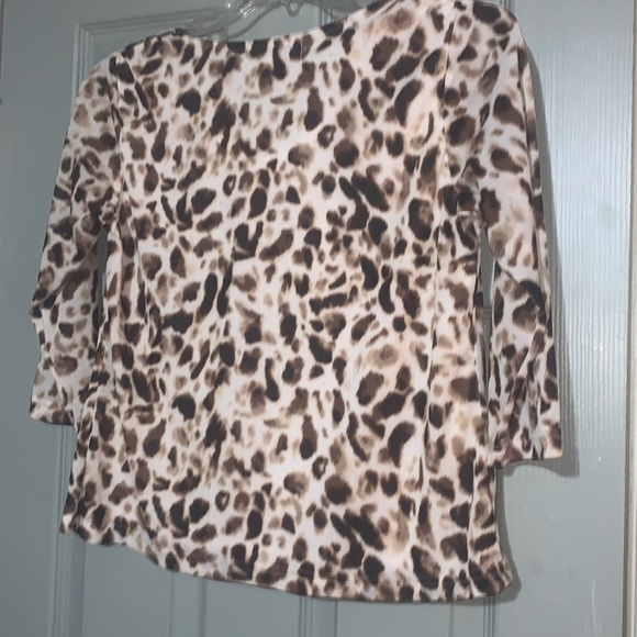 Sag Harbor Women’s Top Size PL, Brown/Leopard Print Cowl Neck with 3/4 Sleeves. - Picture 4 of 4